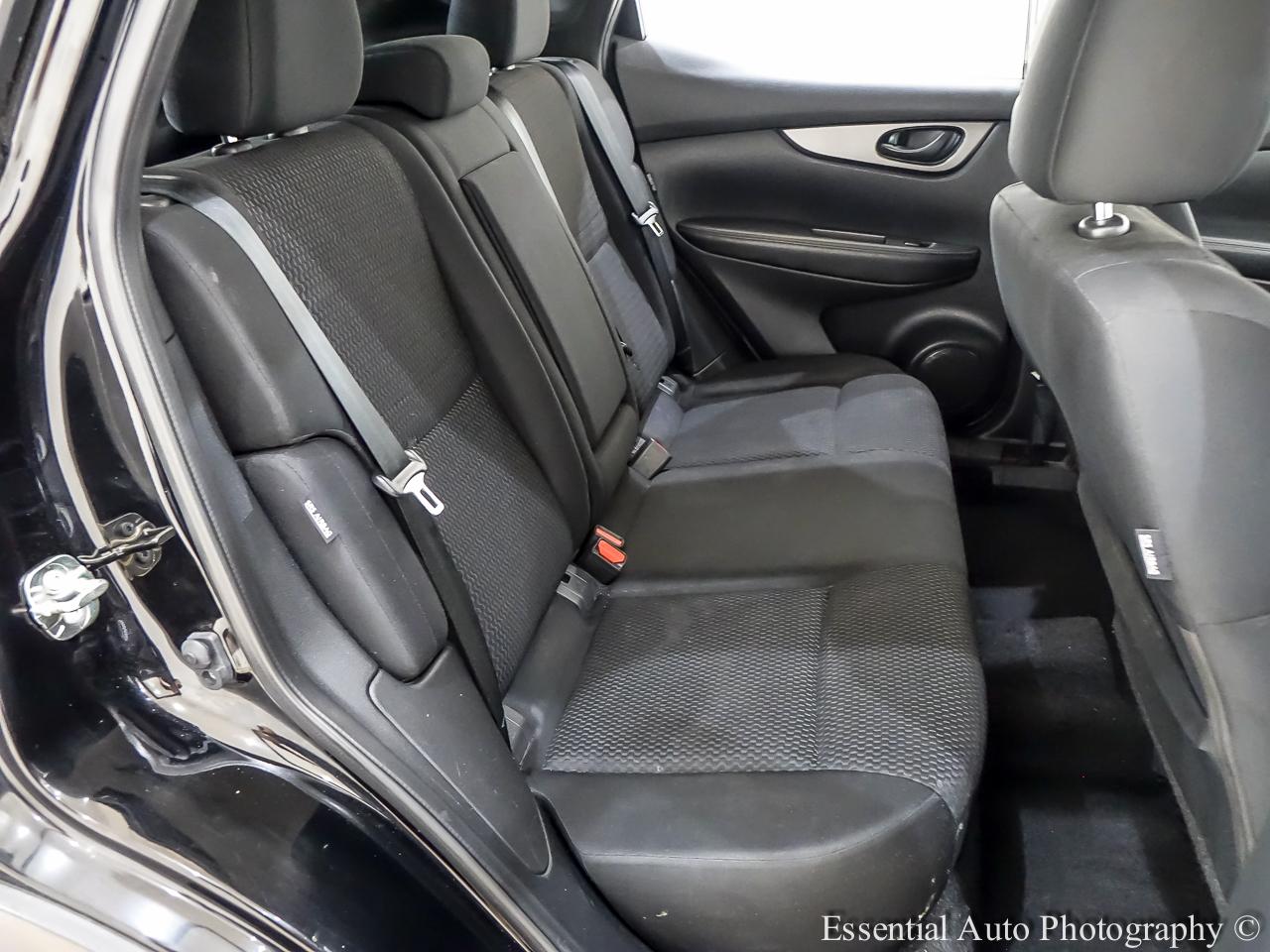 Nissan Rogue Sport S 2022