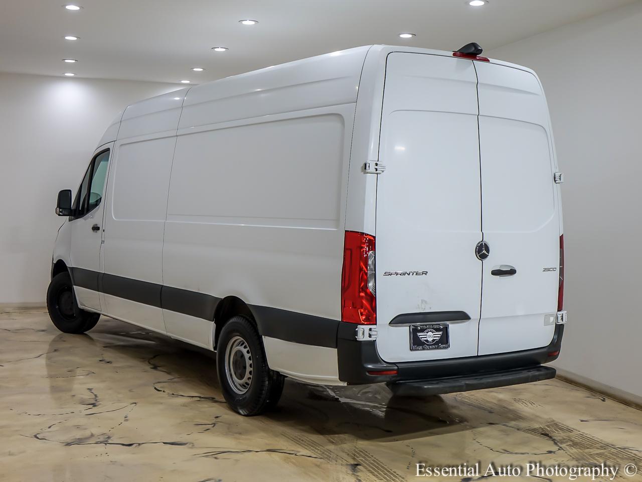 Mercedes-Benz Sprinter 2500 170-in. WB 2020