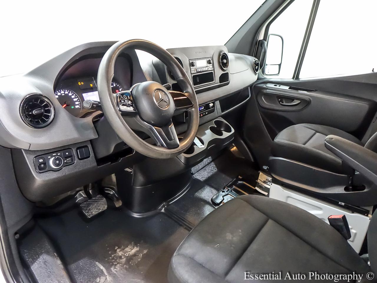 Mercedes-Benz Sprinter 2500 170-in. WB 2020