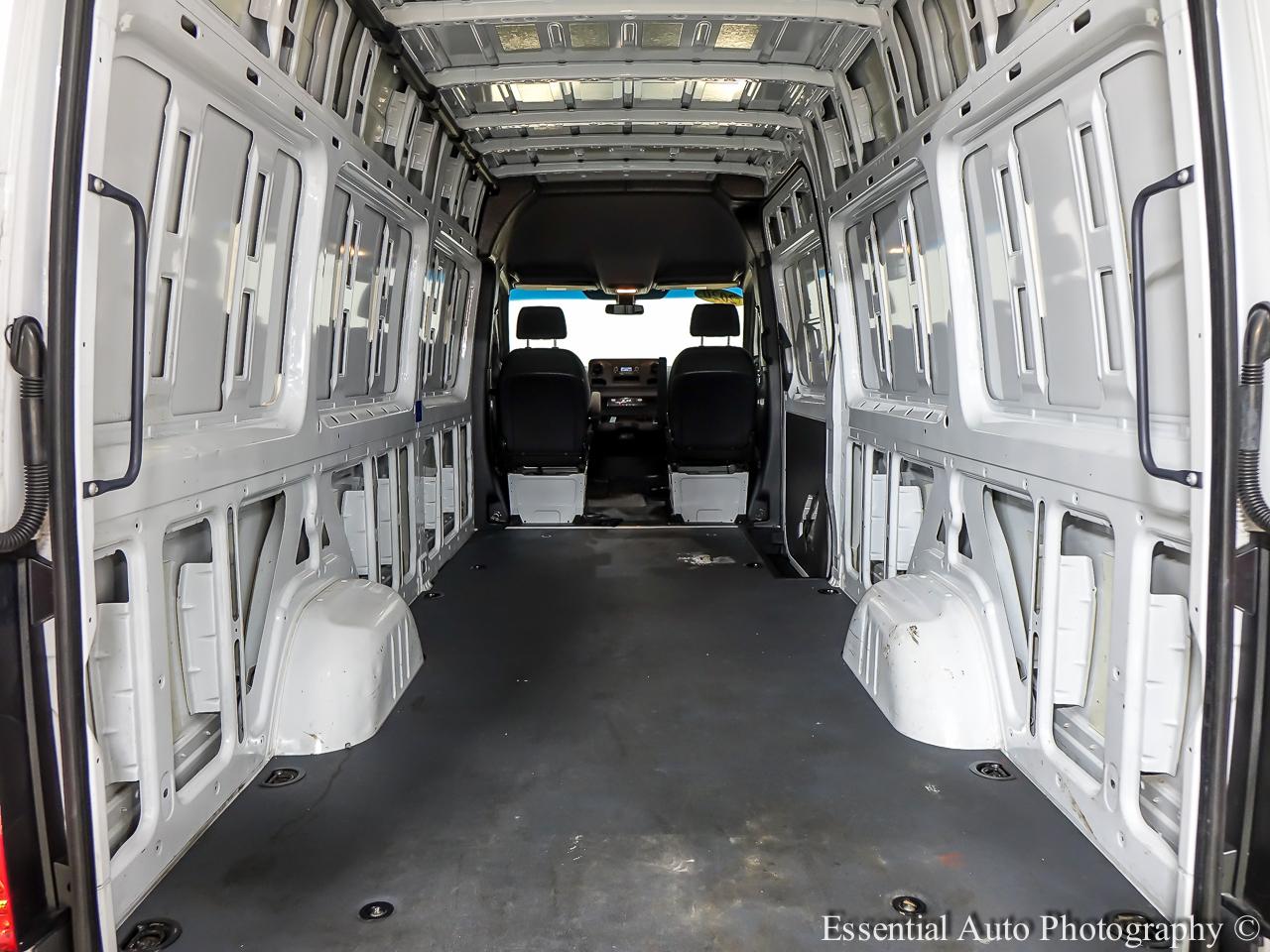 Mercedes-Benz Sprinter 2500 170-in. WB 2020