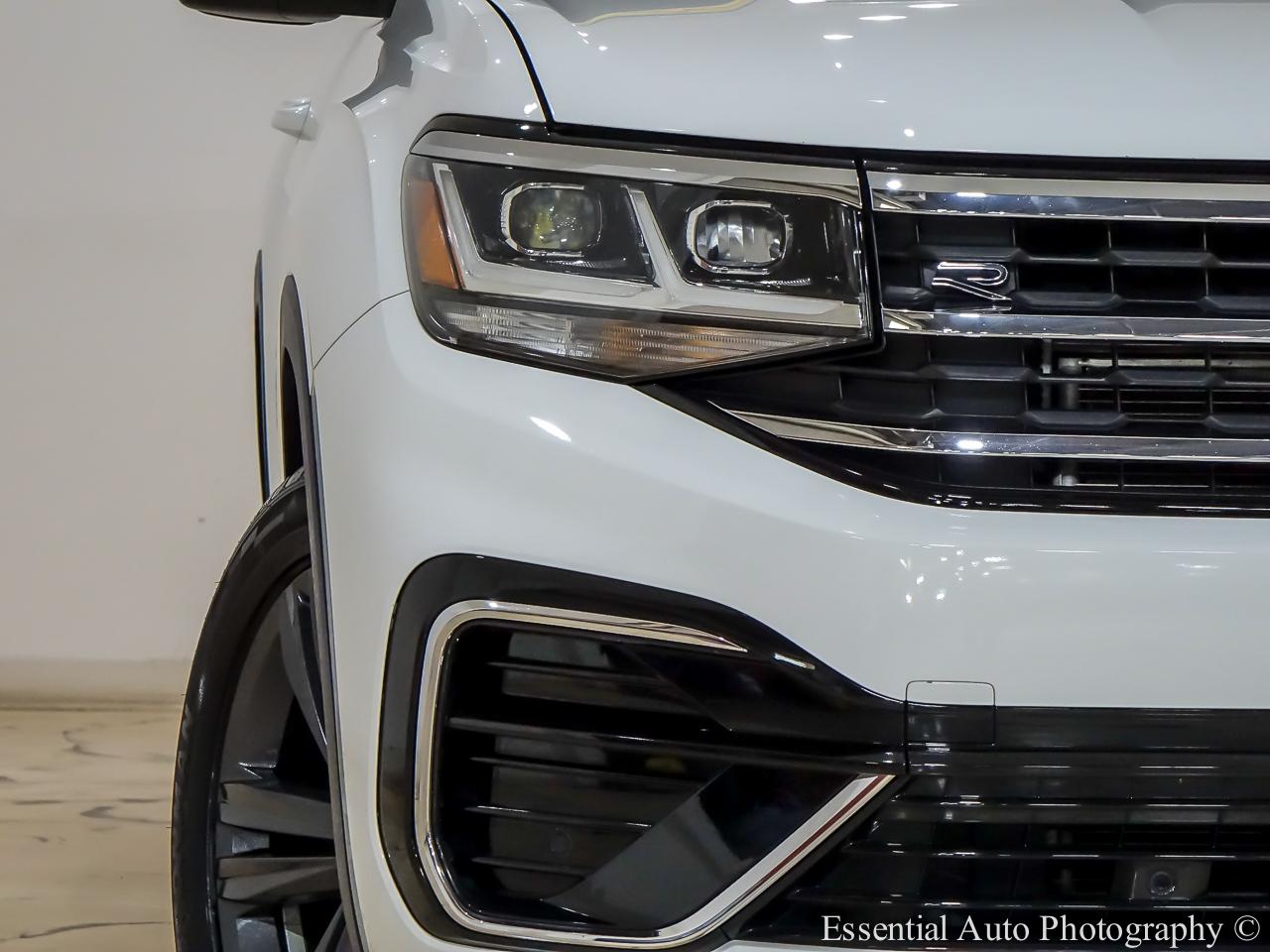 Volkswagen Atlas Cross Sport V6 SE w/Technology R-Line 2021