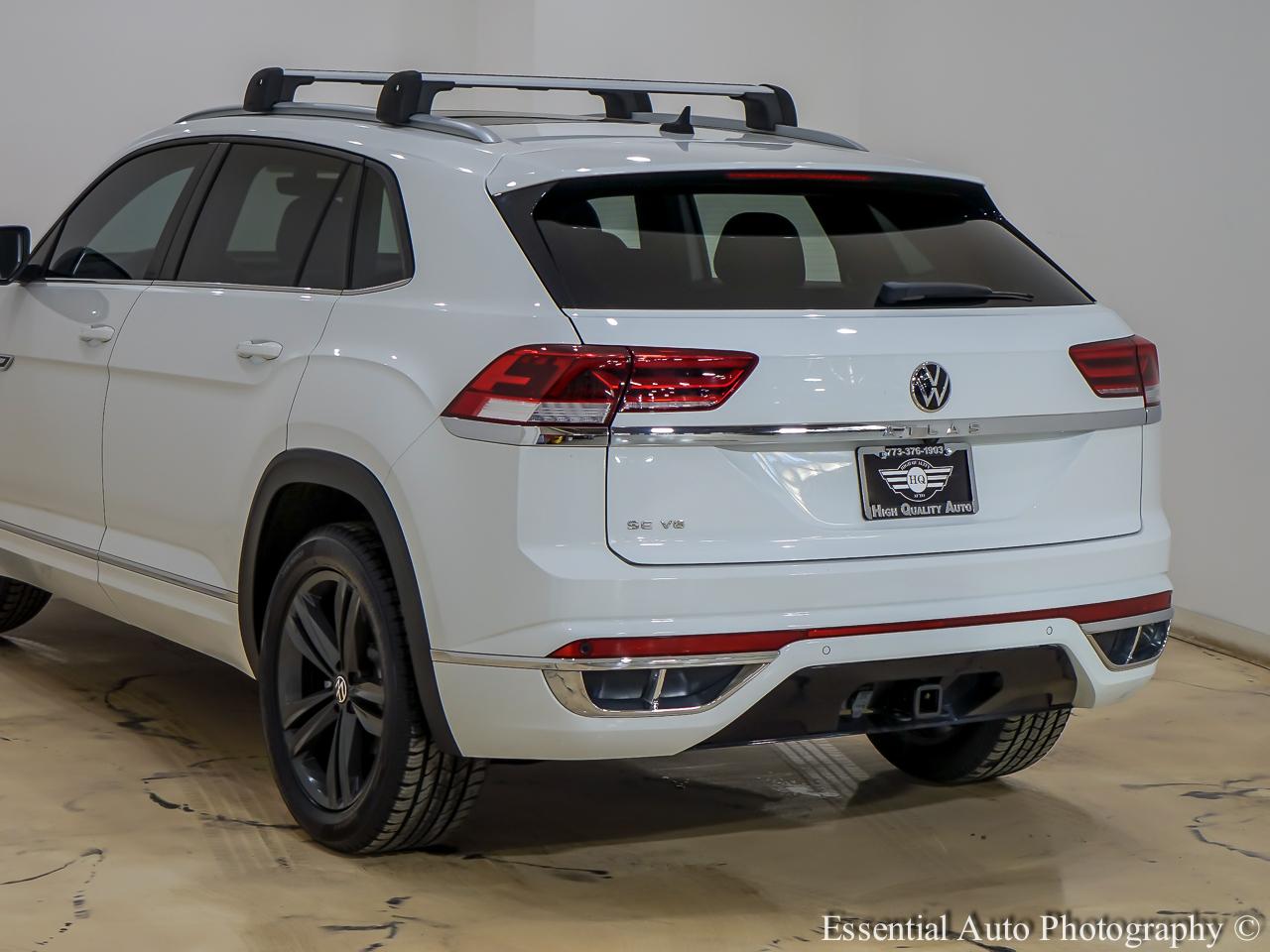 Volkswagen Atlas Cross Sport V6 SE w/Technology R-Line 2021
