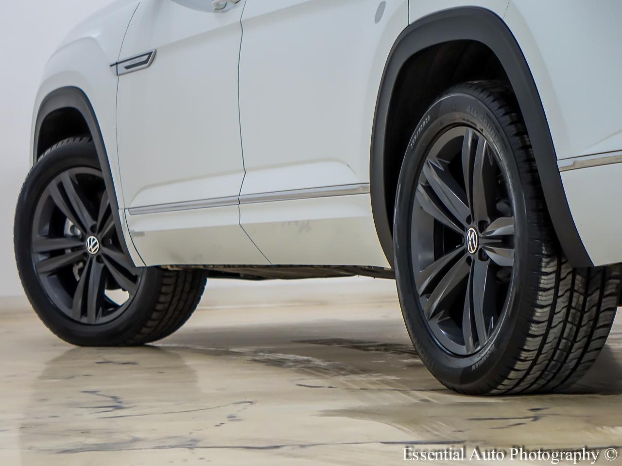 Volkswagen Atlas Cross Sport V6 SE w/Technology R-Line 2021