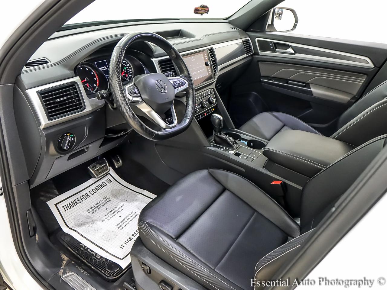 Volkswagen Atlas Cross Sport V6 SE w/Technology R-Line 2021