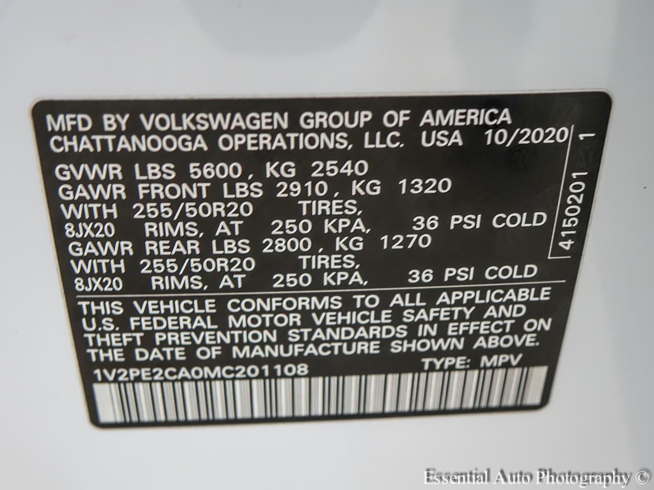 Volkswagen Atlas Cross Sport V6 SE w/Technology R-Line 2021
