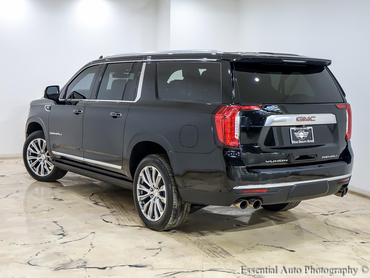 GMC Yukon XL Denali 4WD 2021