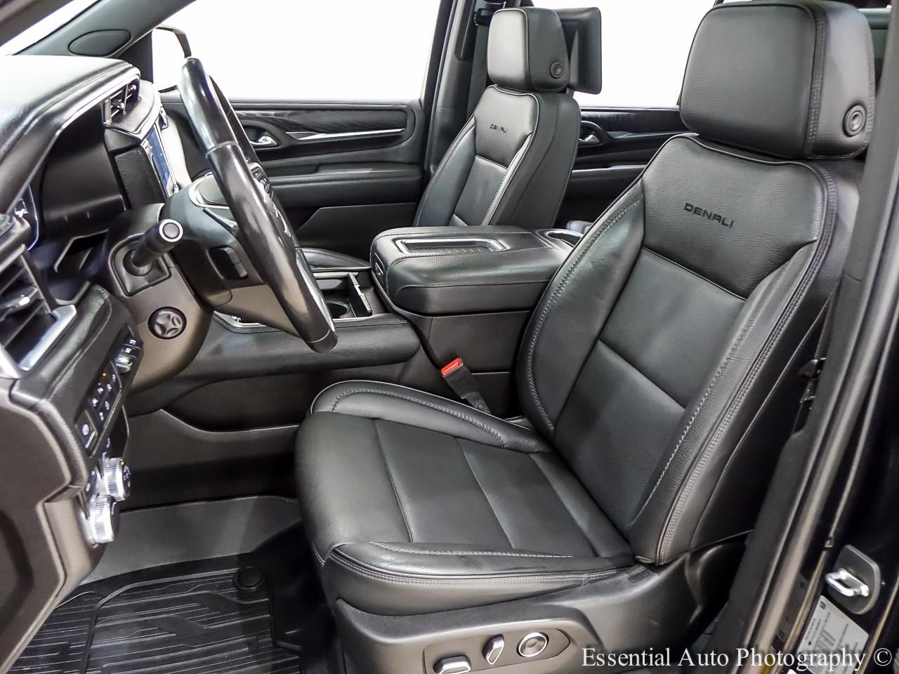 GMC Yukon XL Denali 4WD 2021