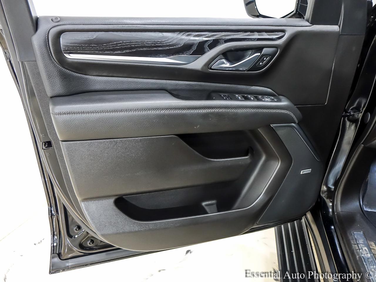 GMC Yukon XL Denali 4WD 2021