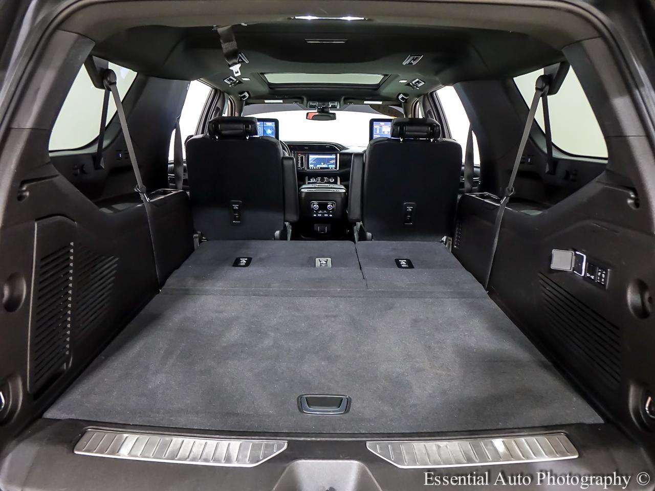 GMC Yukon XL Denali 4WD 2021