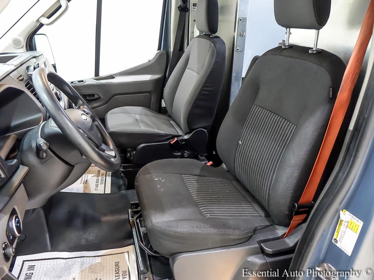 Ford Transit 250 Van High Roof w/Sliding Pass. 148-in. WB EL 2020