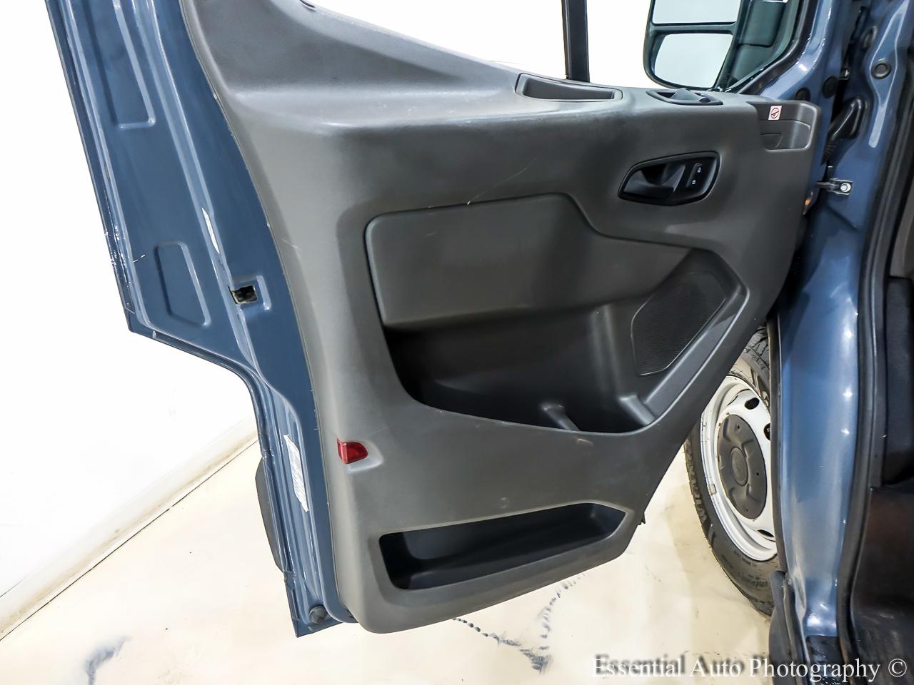 Ford Transit 250 Van High Roof w/Sliding Pass. 148-in. WB EL 2020