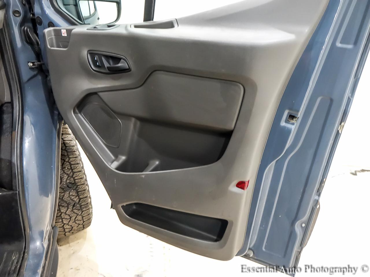 Ford Transit 250 Van High Roof w/Sliding Pass. 148-in. WB EL 2020
