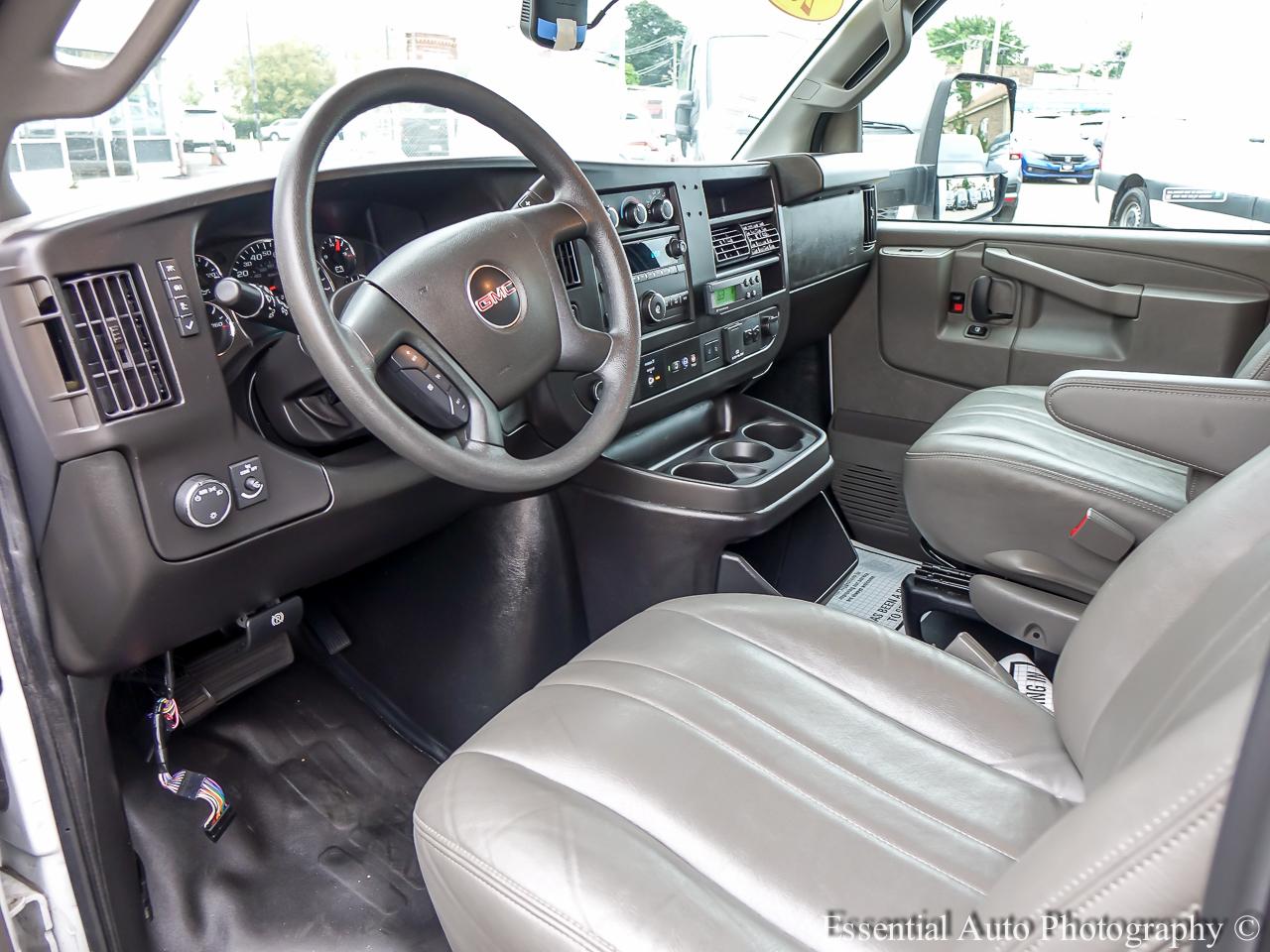 GMC Savana  2024