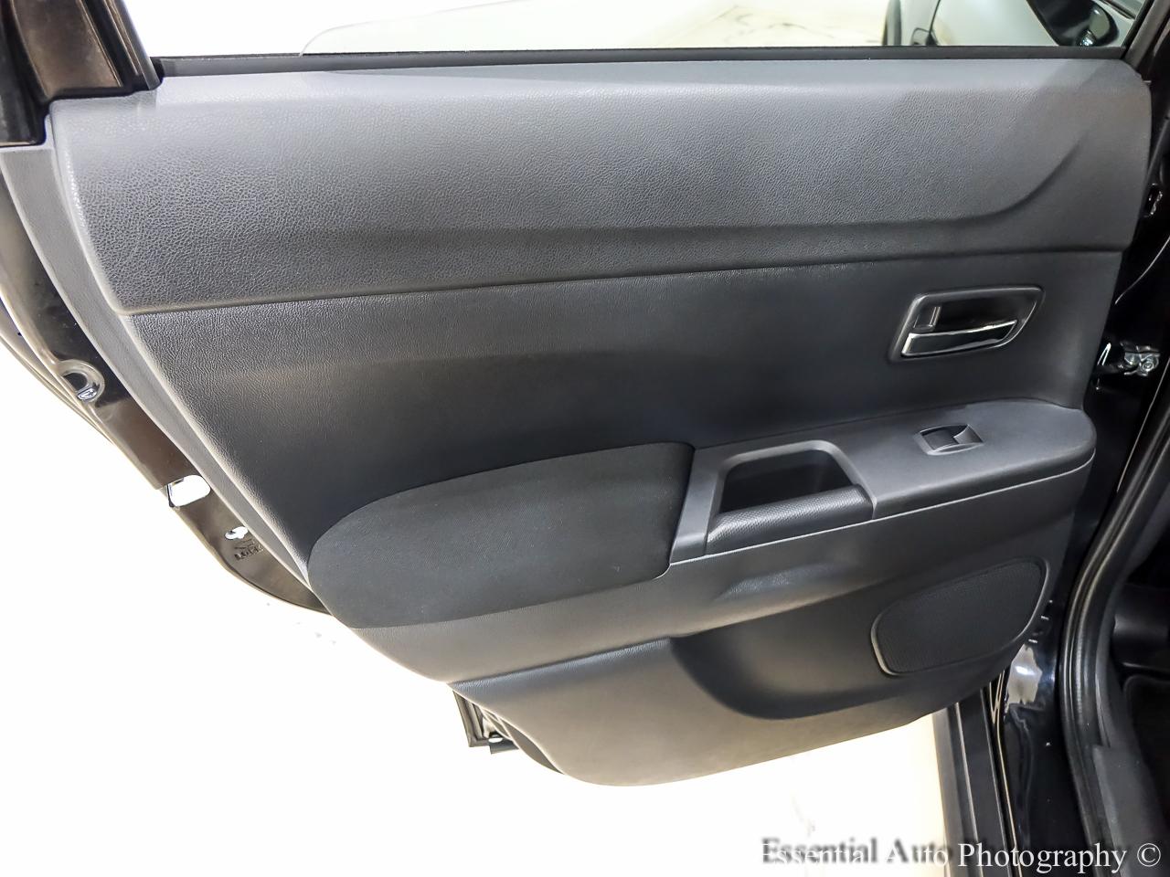 Mitsubishi Outlander Sport 2.0 ES 4WD 2024