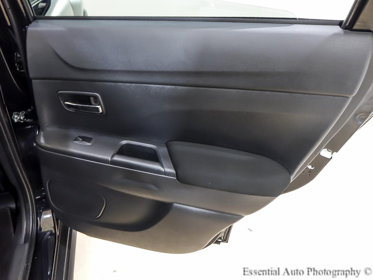 Mitsubishi Outlander Sport 2.0 ES 4WD 2024