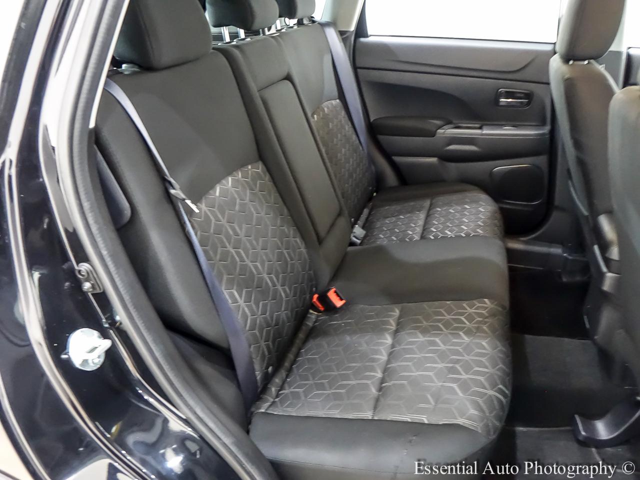 Mitsubishi Outlander Sport 2.0 ES 4WD 2024