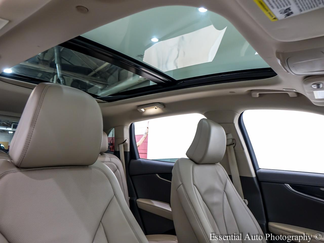 Lincoln Nautilus Reserve AWD 2022