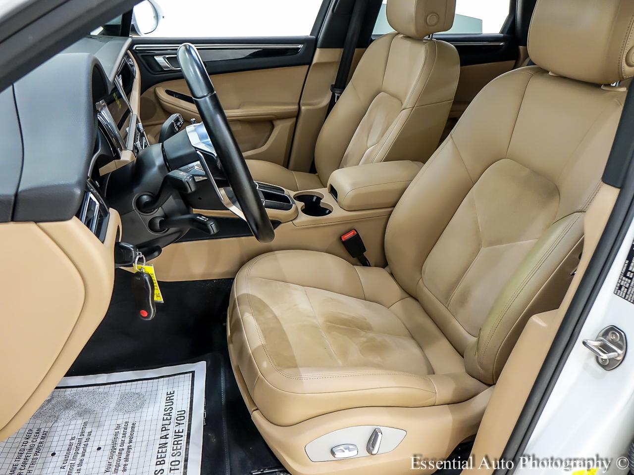Porsche Macan Base 2020