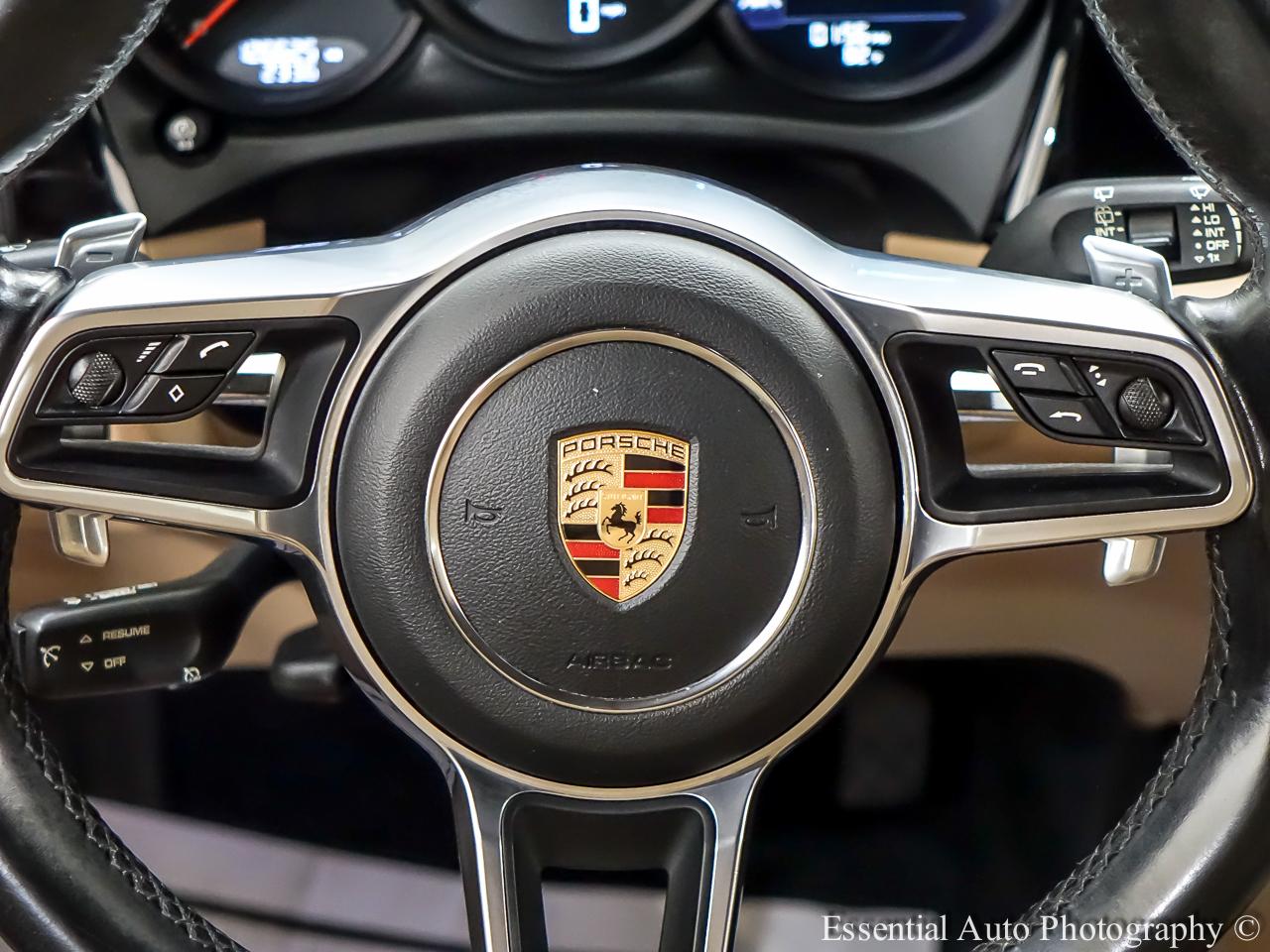 Porsche Macan Base 2020
