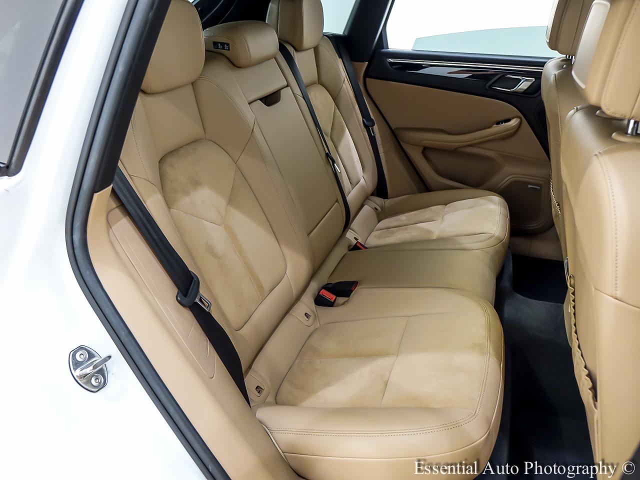 Porsche Macan Base 2020