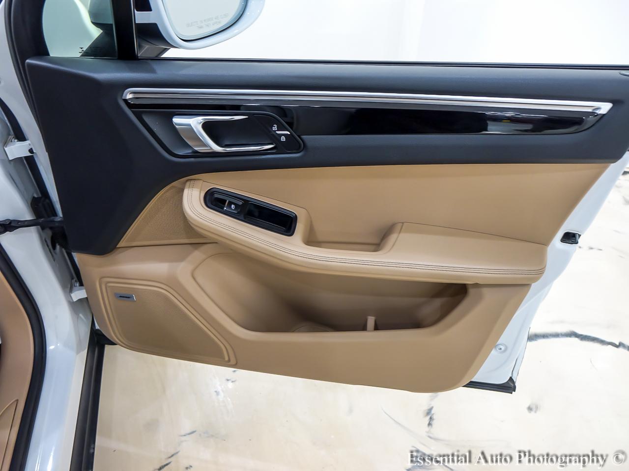 Porsche Macan Base 2020