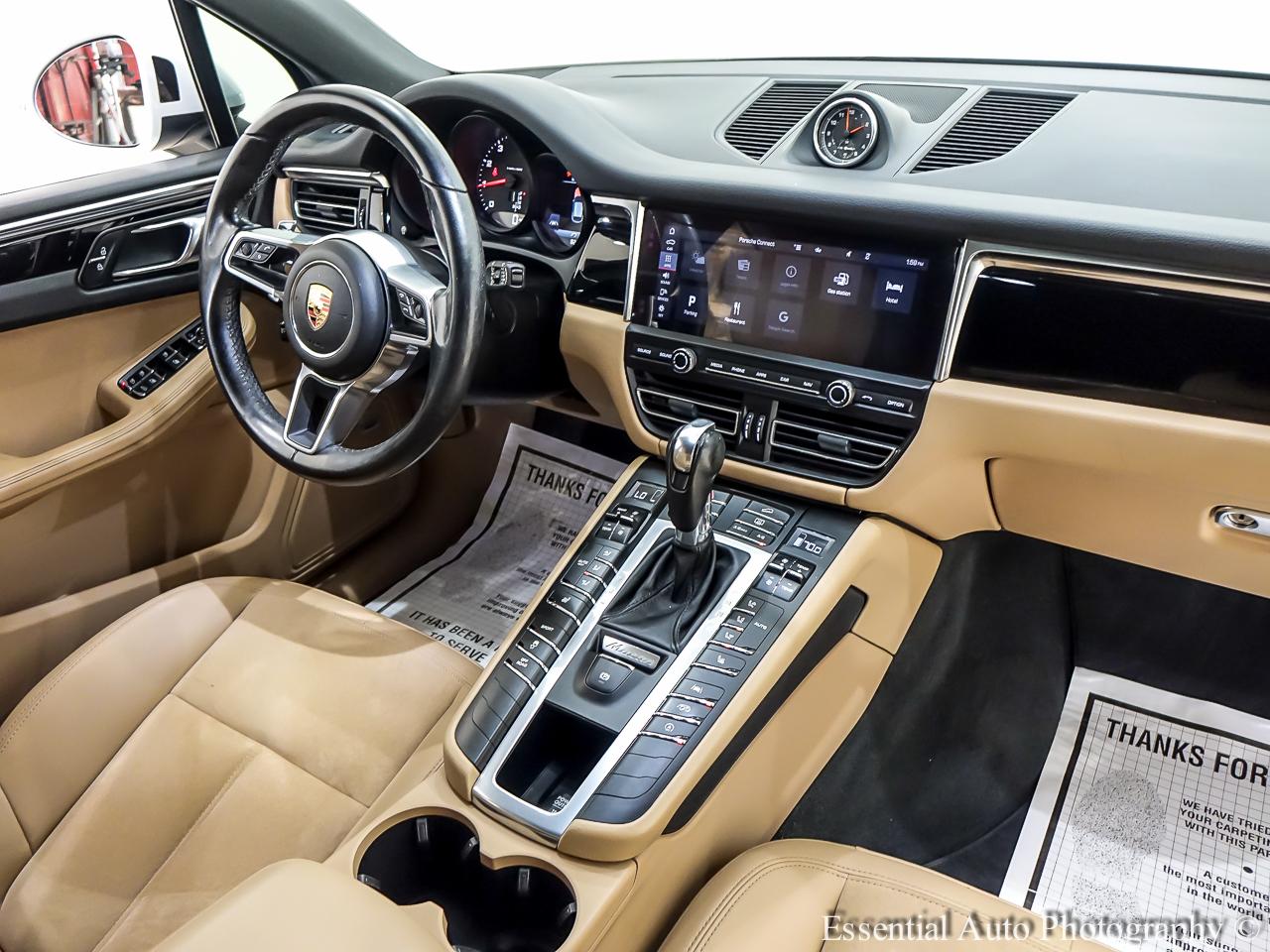 Porsche Macan Base 2020