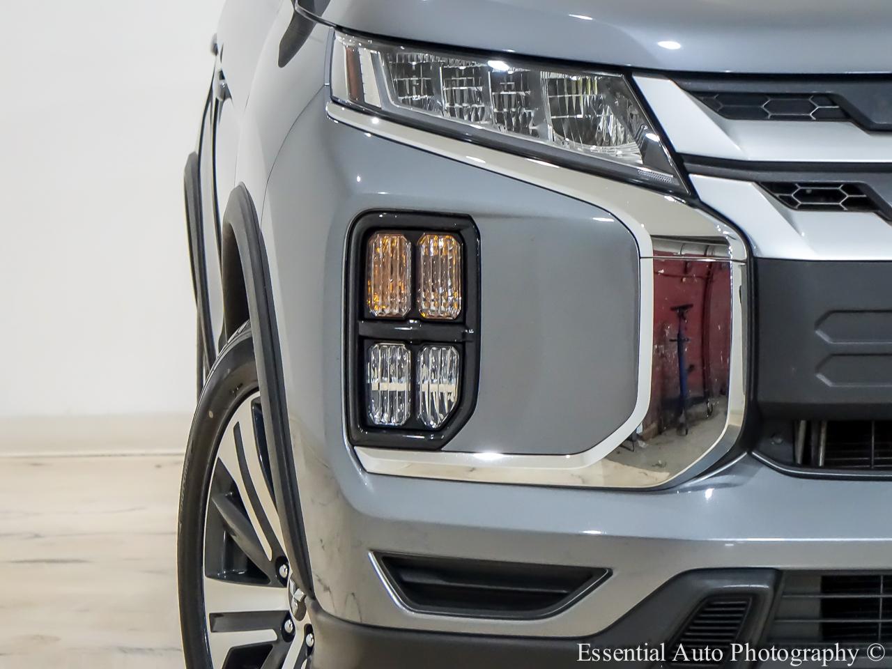 Mitsubishi Outlander Sport  2022