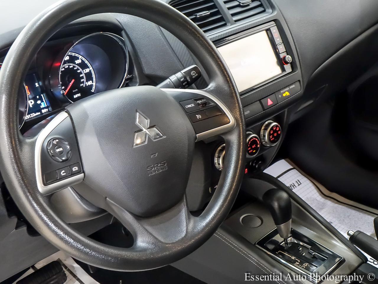 Mitsubishi Outlander Sport  2022