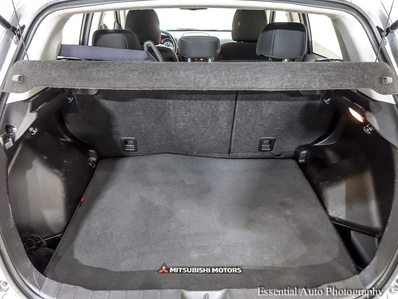 Mitsubishi Outlander Sport  2022