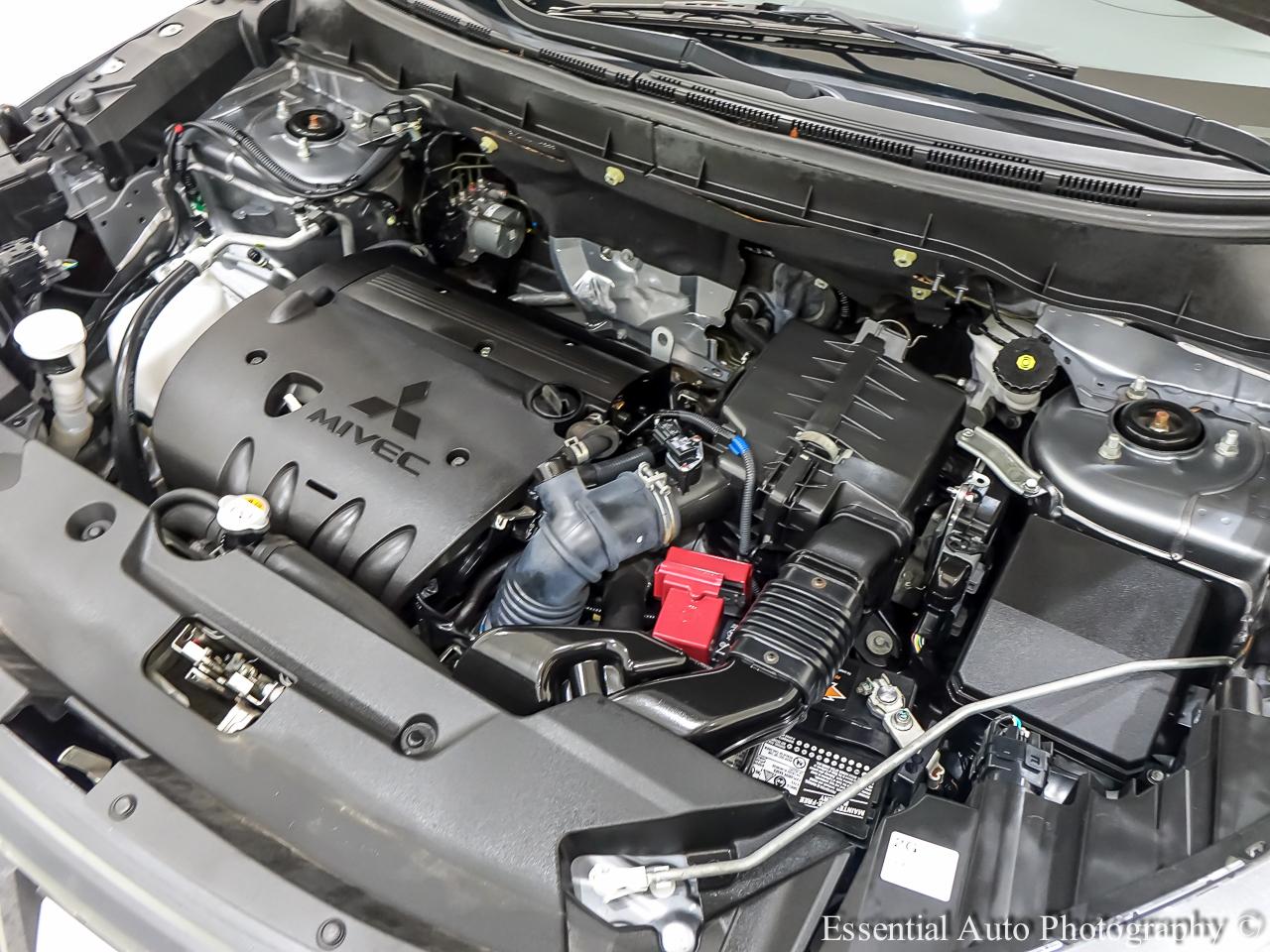 Mitsubishi Outlander Sport  2022