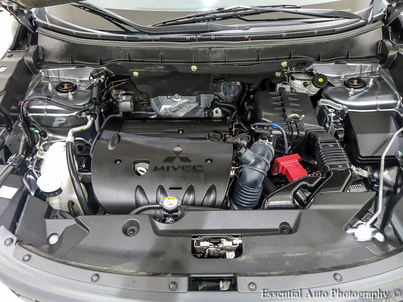 Mitsubishi Outlander Sport  2022