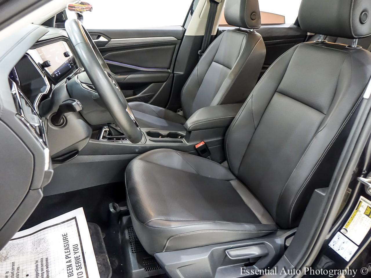 Volkswagen Jetta 1.4T SEL 8A 2020