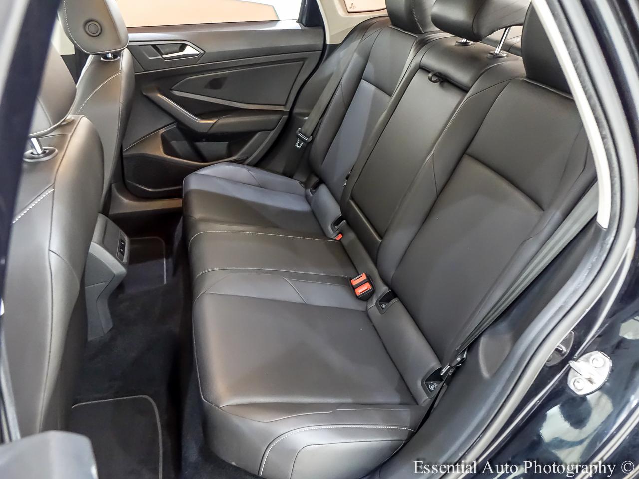 Volkswagen Jetta 1.4T SEL 8A 2020