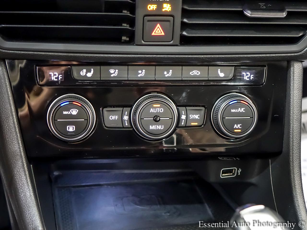 Volkswagen Jetta 1.4T SEL 8A 2020