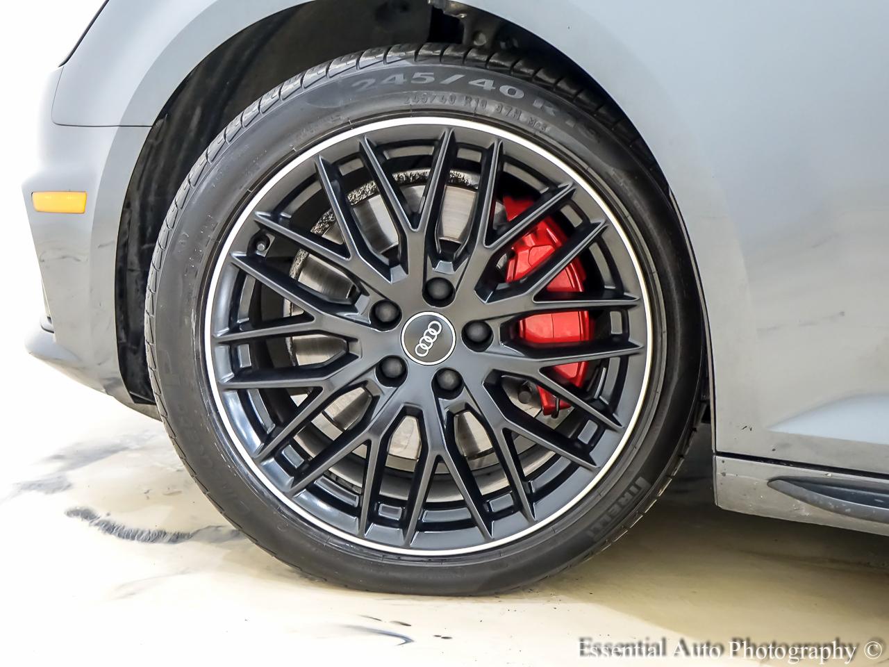 Audi A4  2019