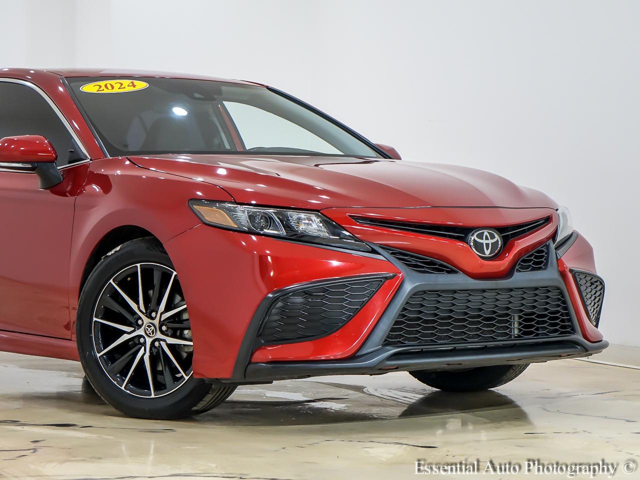 Toyota Camry SE 2024