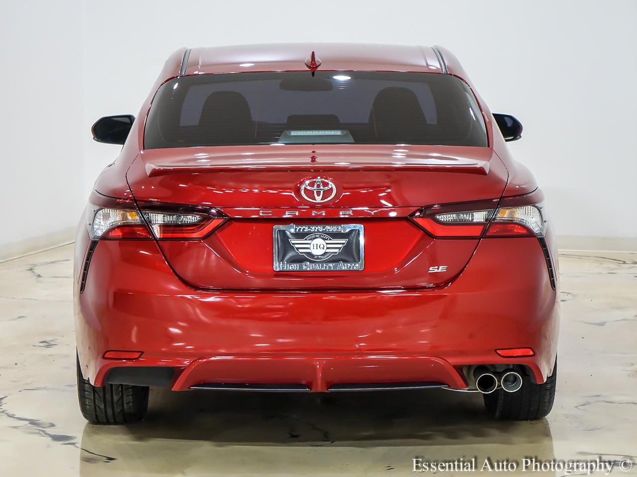 Toyota Camry SE 2024