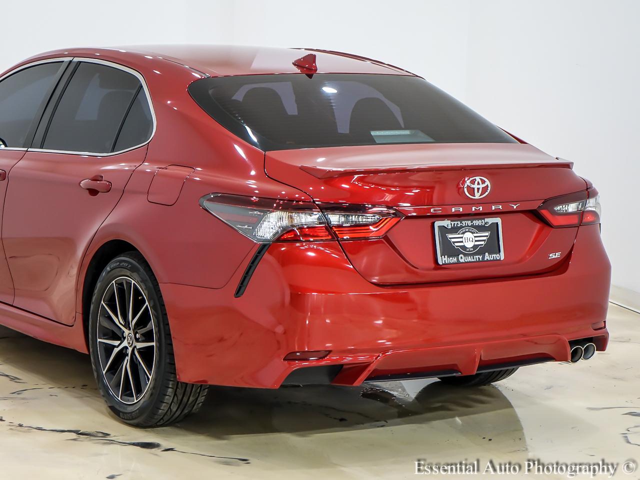 Toyota Camry SE 2024
