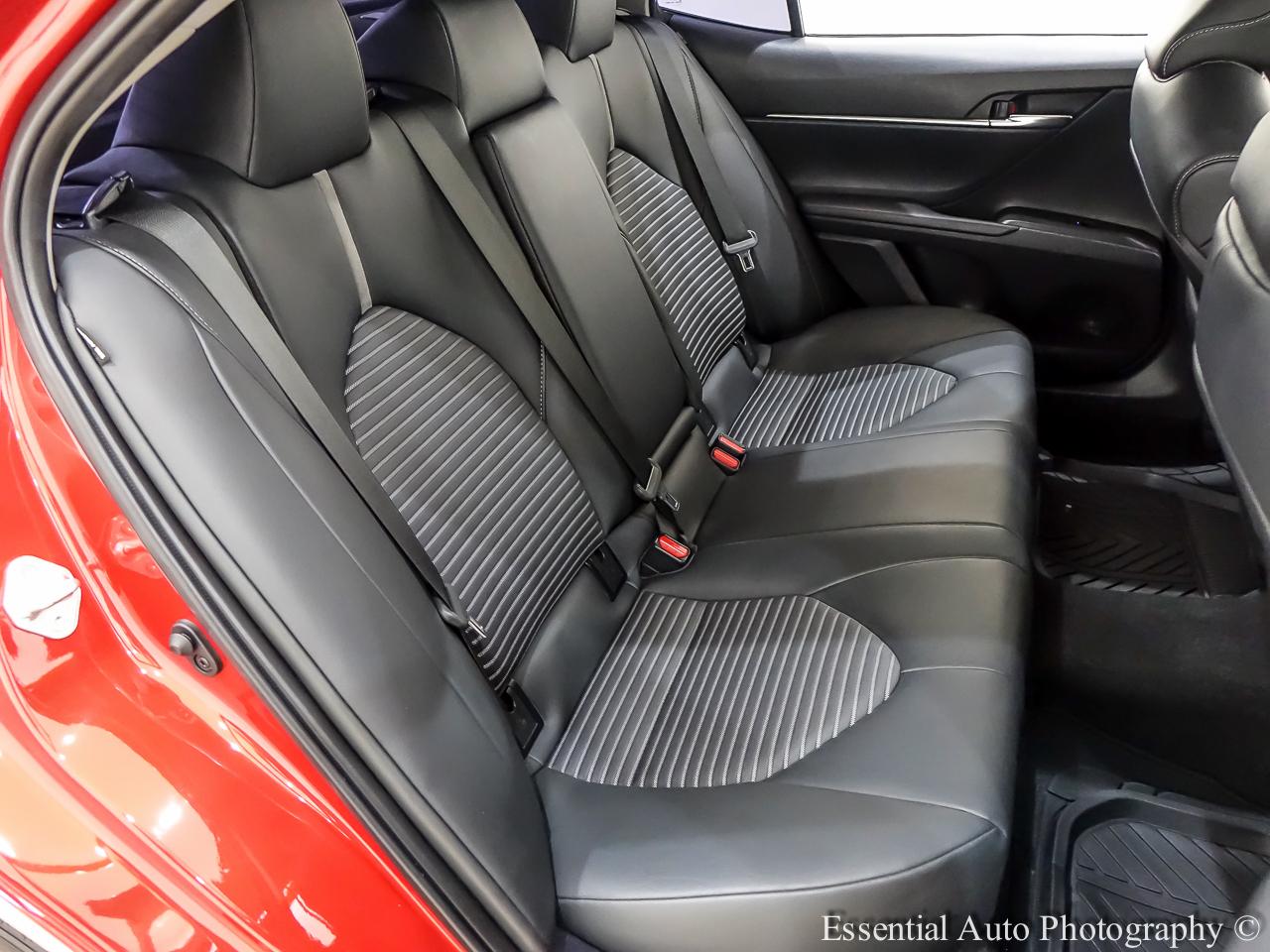 Toyota Camry SE 2024