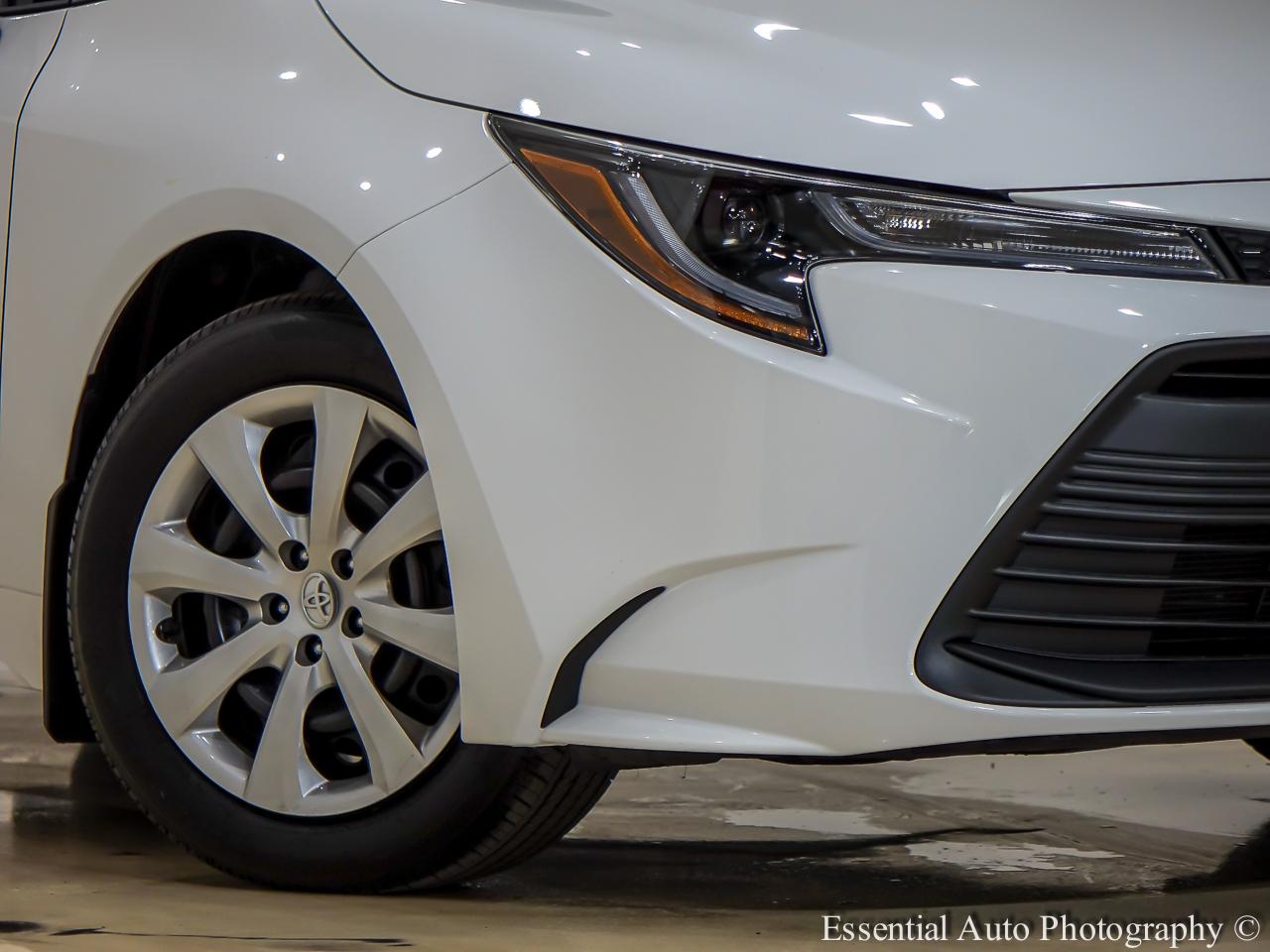 Toyota Corolla LE 2026