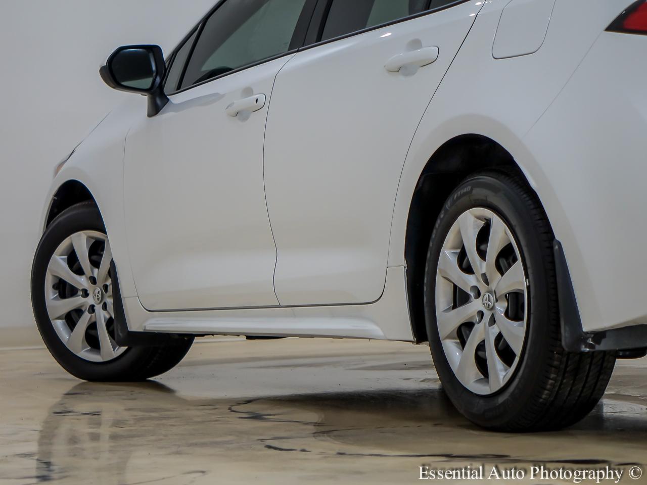 Toyota Corolla LE 2026