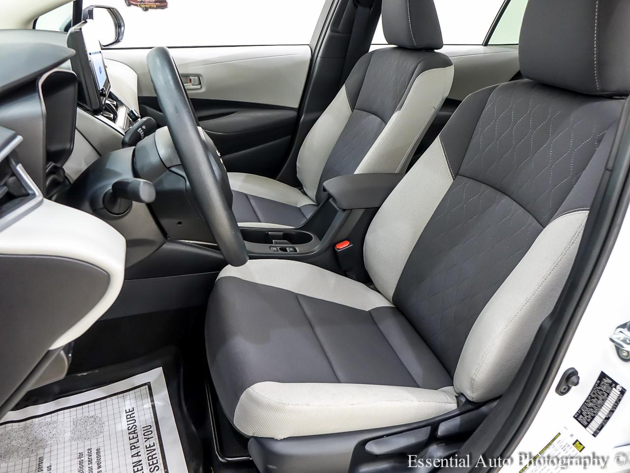 Toyota Corolla LE 2026