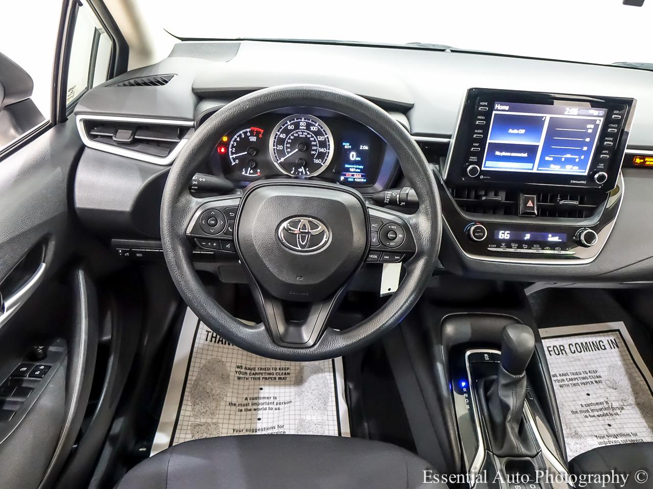 Toyota Corolla LE 2021