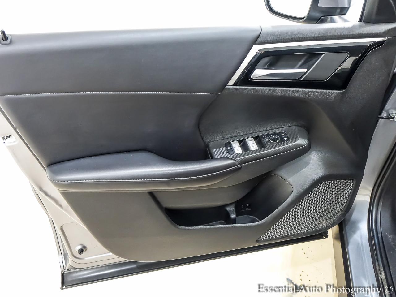 Mitsubishi Outlander SE 4WD 2023