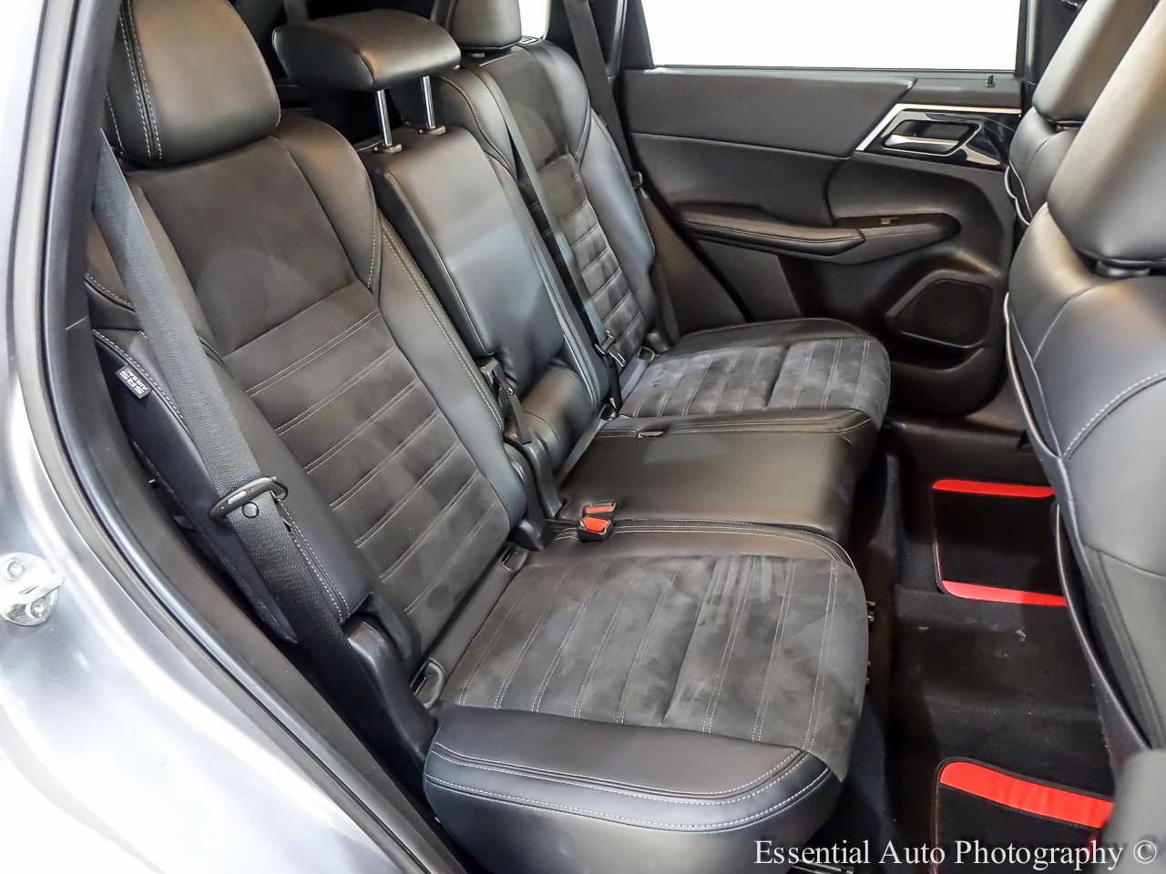 Mitsubishi Outlander SE 4WD 2023