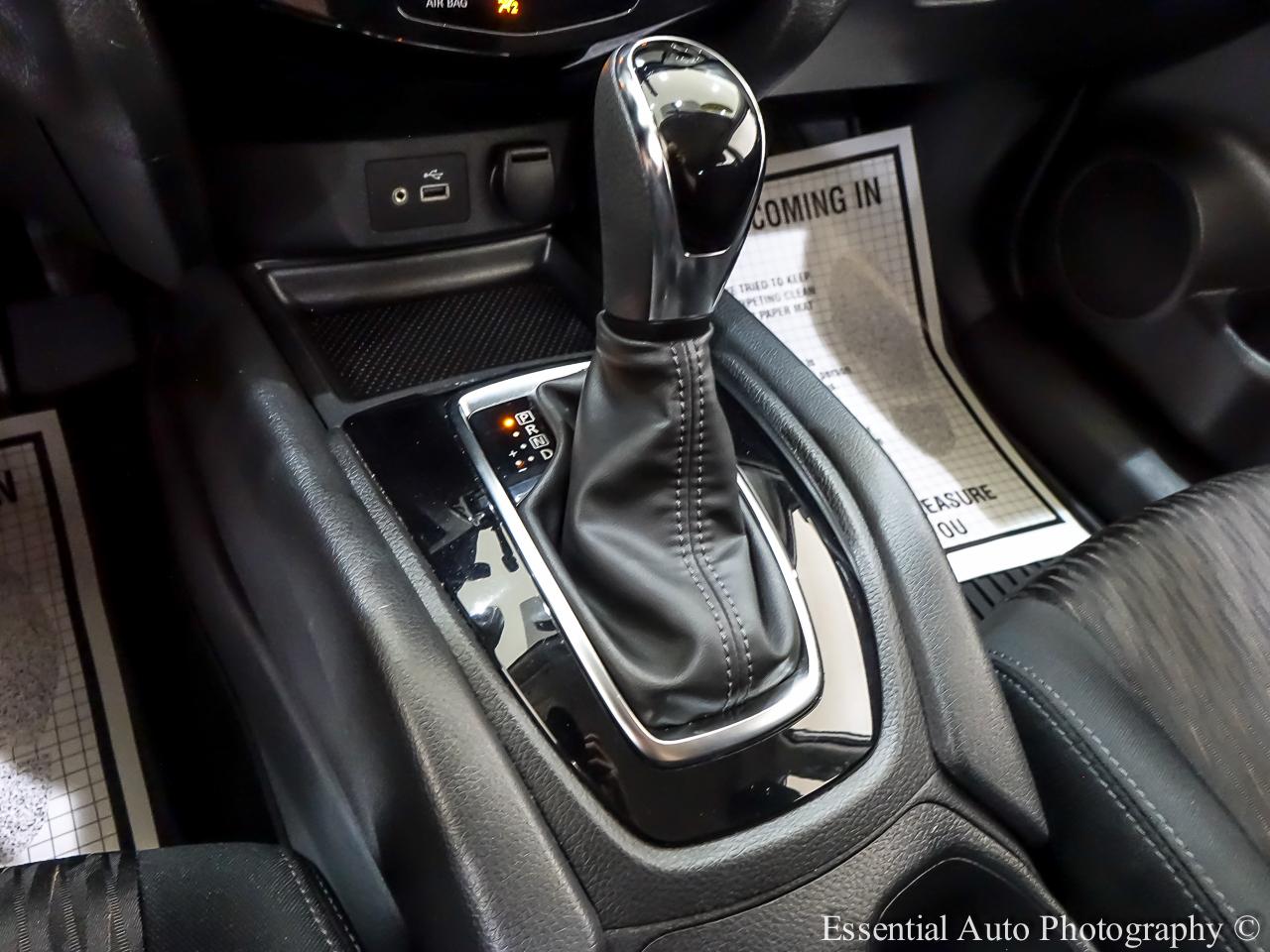 Nissan Rogue S AWD 2018