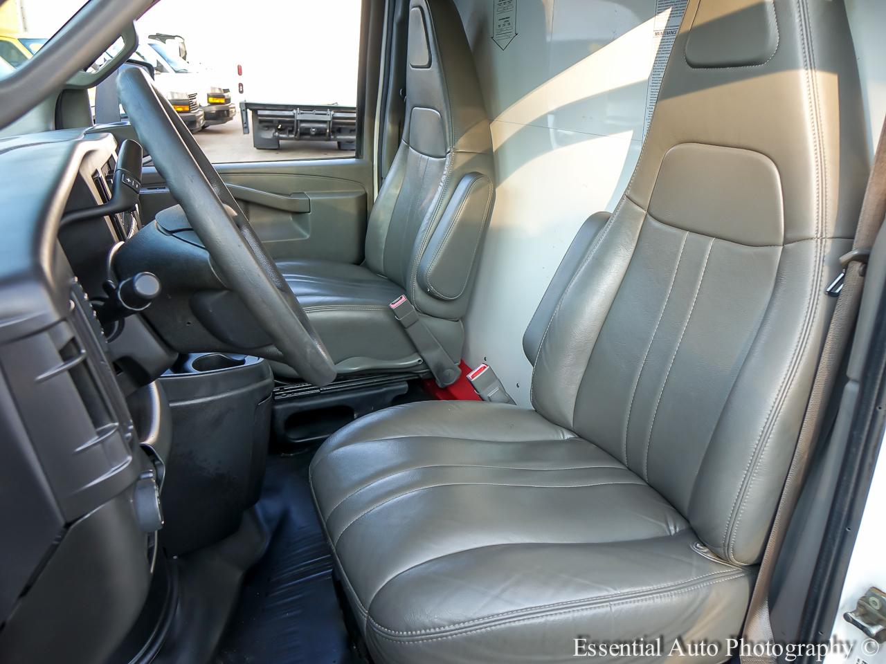 GMC Savana G3500 177 in. 2021