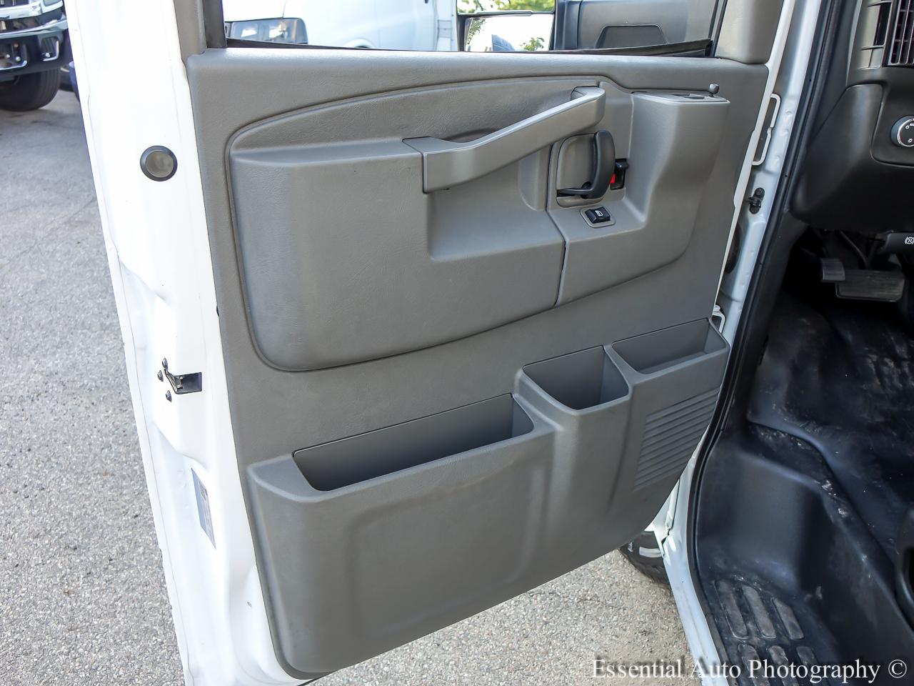 GMC Savana G3500 177 in. 2021