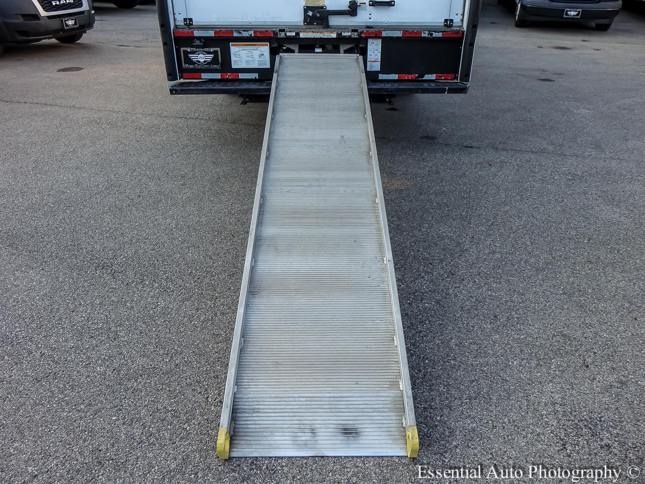 GMC Savana G3500 177 in. 2021