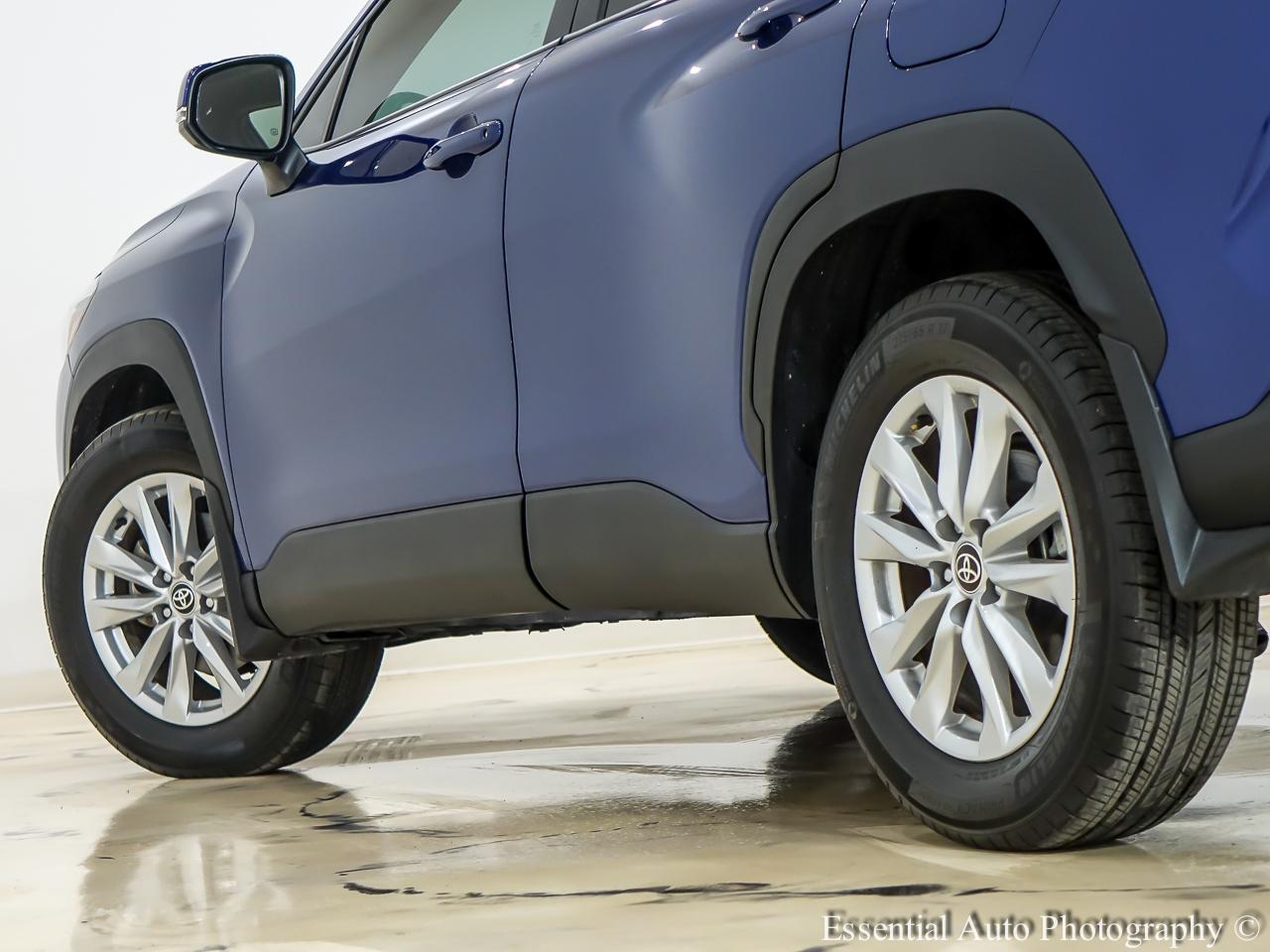 Toyota Corolla Cross LE 2024